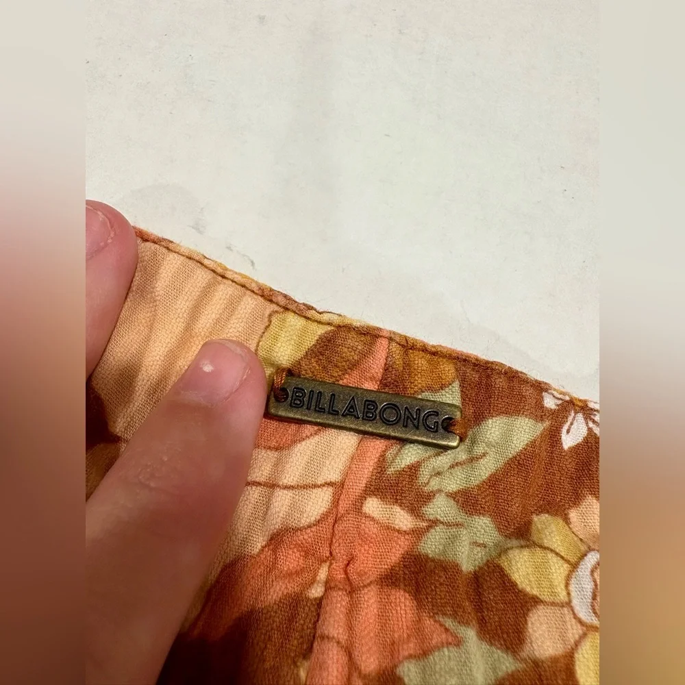 Billabong / The Salty Blonde Long Boho Floral Pants Woman’s Size 25 - Picture 3 of 9